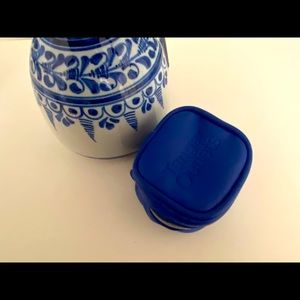 Small coin collector